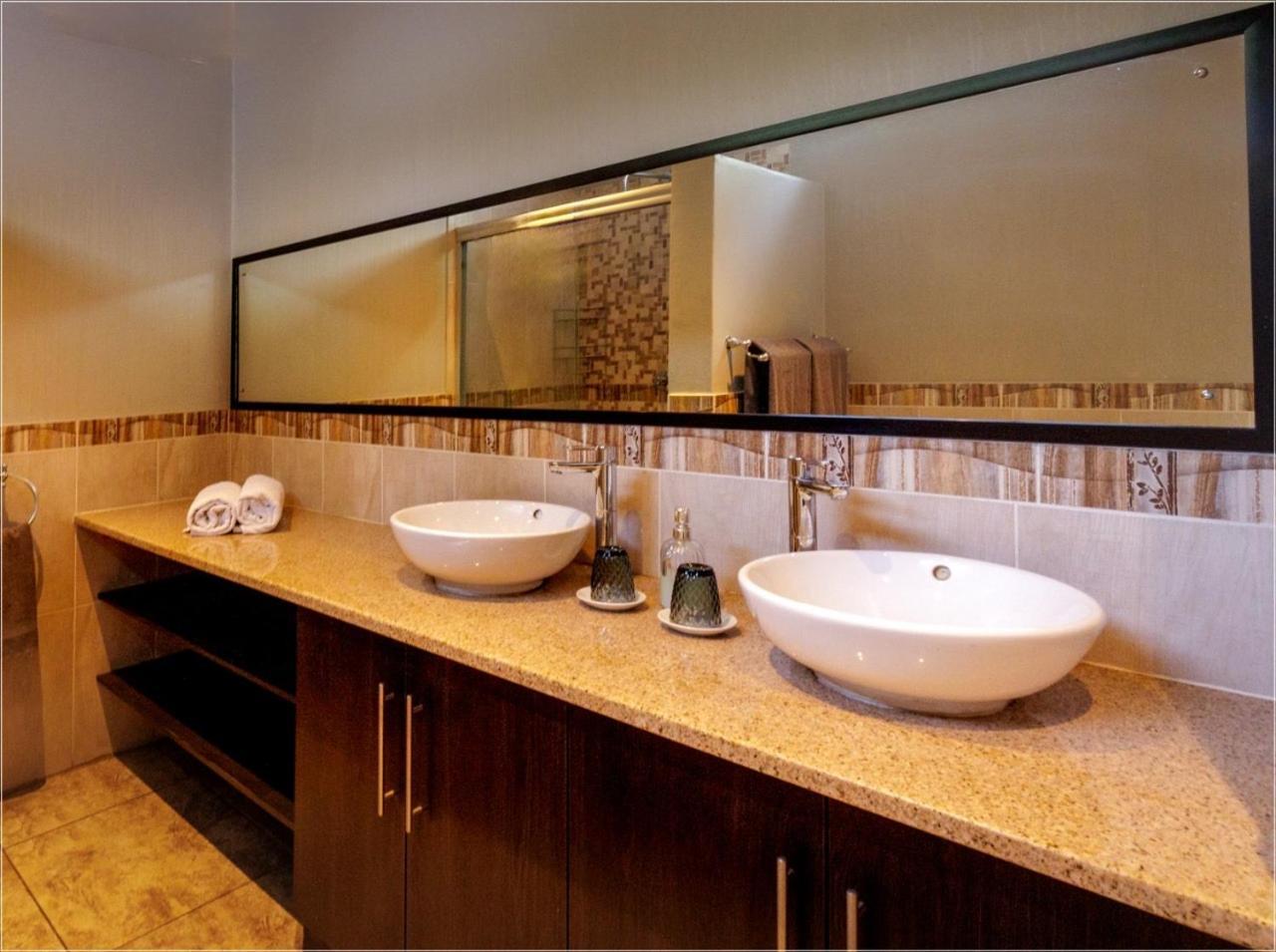 Fever Tree Suites Johannesburg Luaran gambar